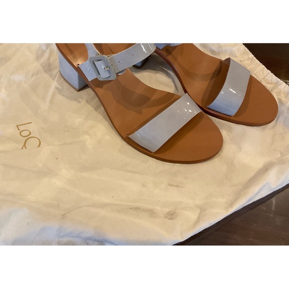 LOQ, grey patent leather sandal, 2 inch heel, size 8 - Picture 2 of 3